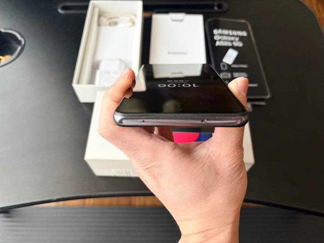 スマートフォン本体 Samsung galaxy A52s 8/128GB