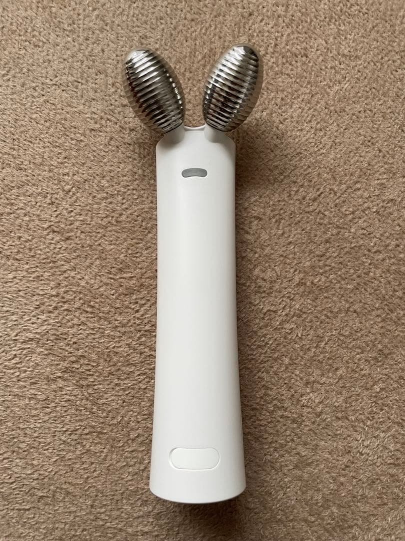 EMS: V-THERA 美顔器