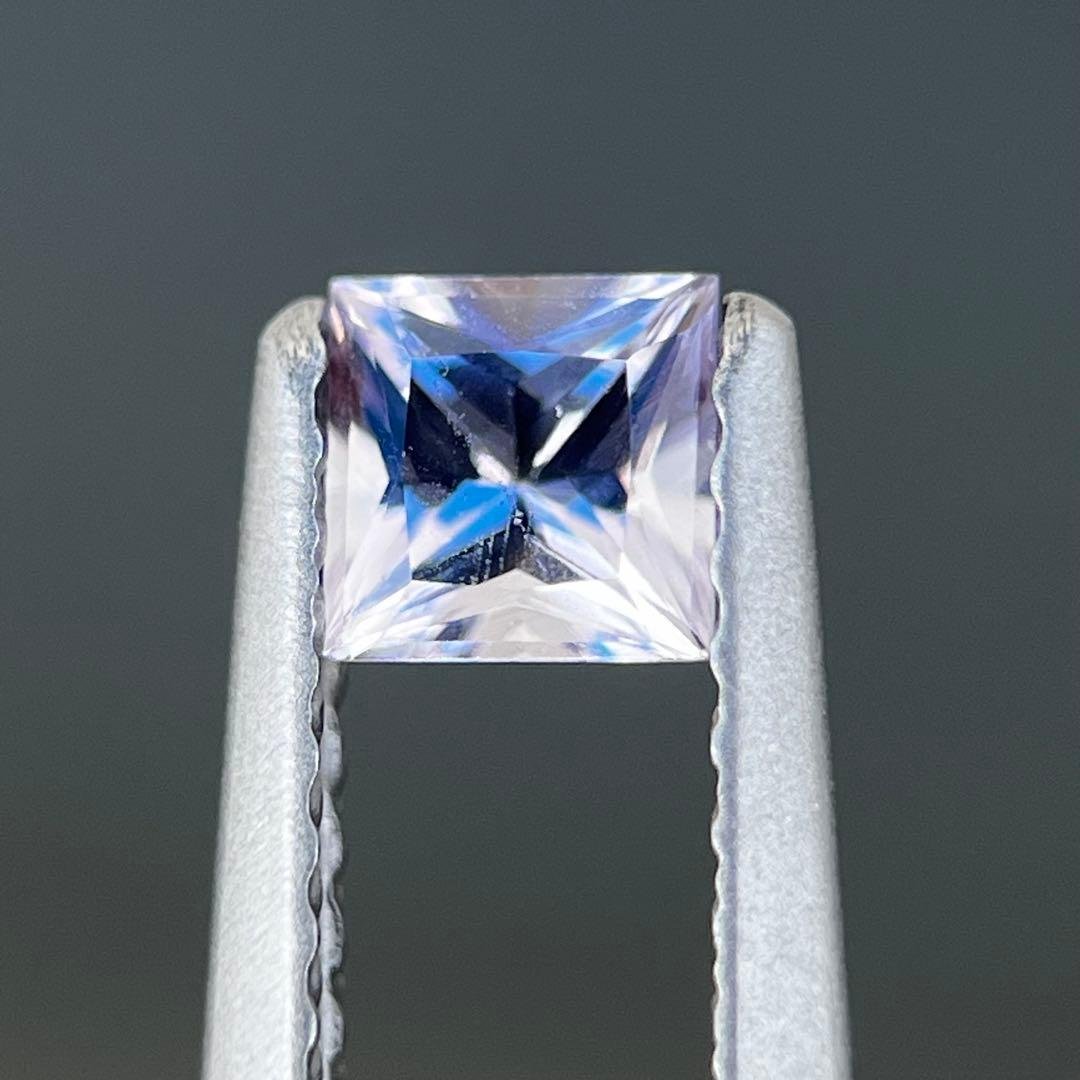 スリランカ産非加熱天然ライトピンクスピネル