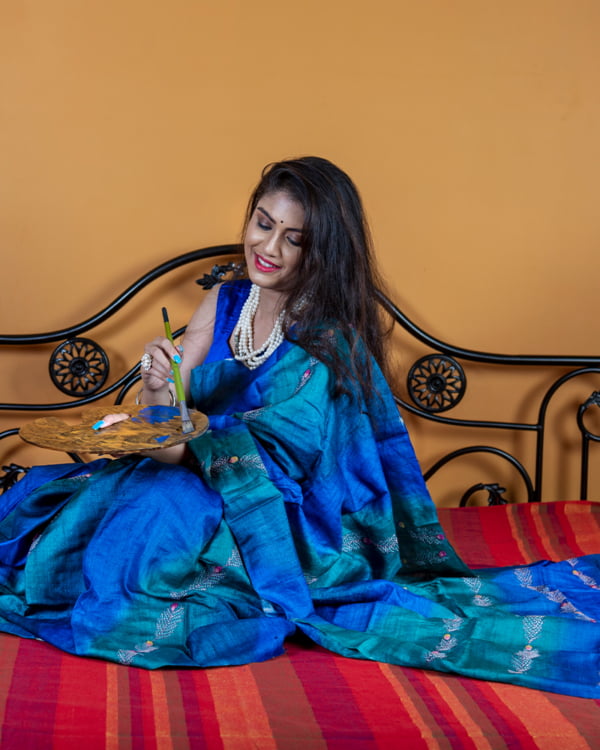 Bishnupuri Kantha Embroidery blue silk saree by Nakshipar