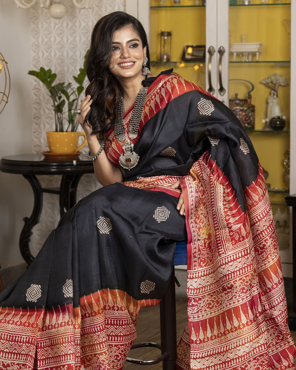 Shop Online Black and Silver Zari Banarasi Saree| Pink Orange Border – Pure  Elegance