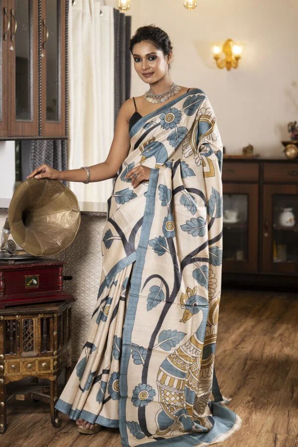Nakshipar Tussar Saree