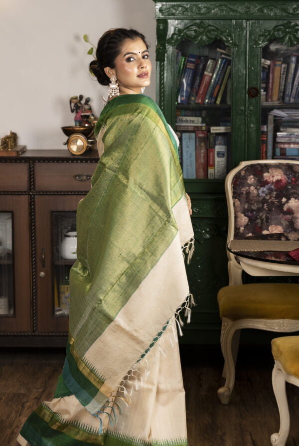 Nakshipar Tussar Saree