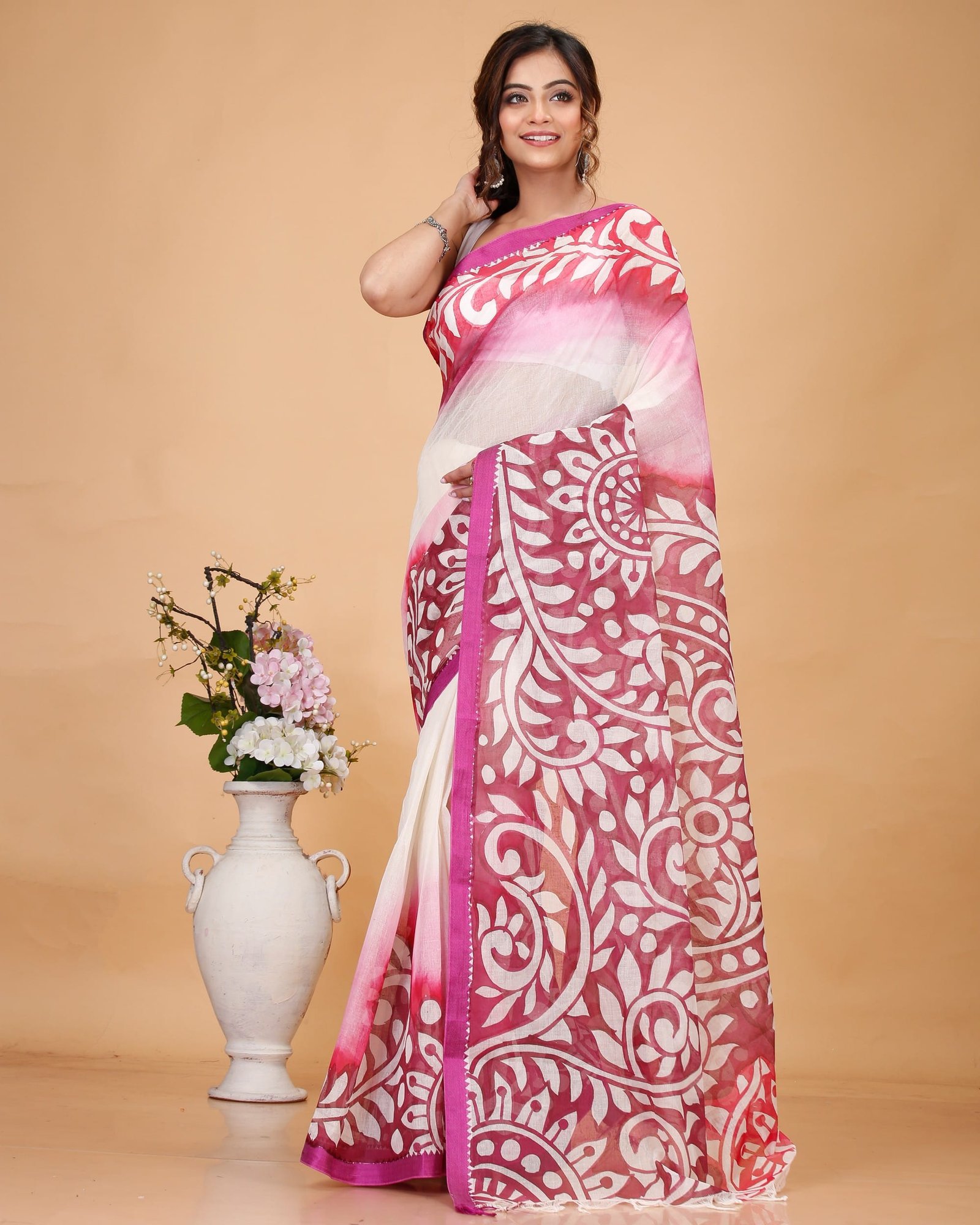 Nakshipar Cotton Purple and White Color Saree without blouse piece