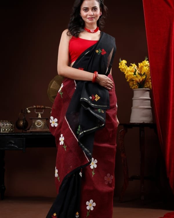 Nakshipar Cotton Mix and Match Saree
