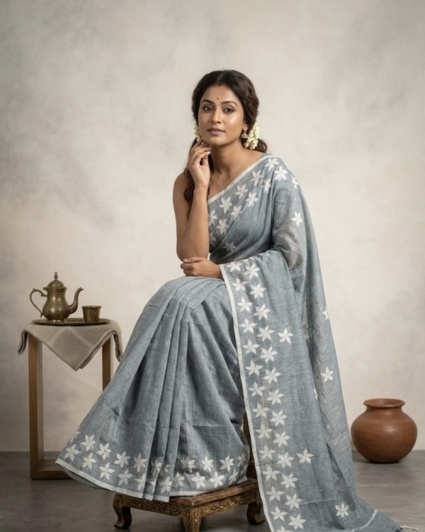 Gray Cotton Applique Saree
